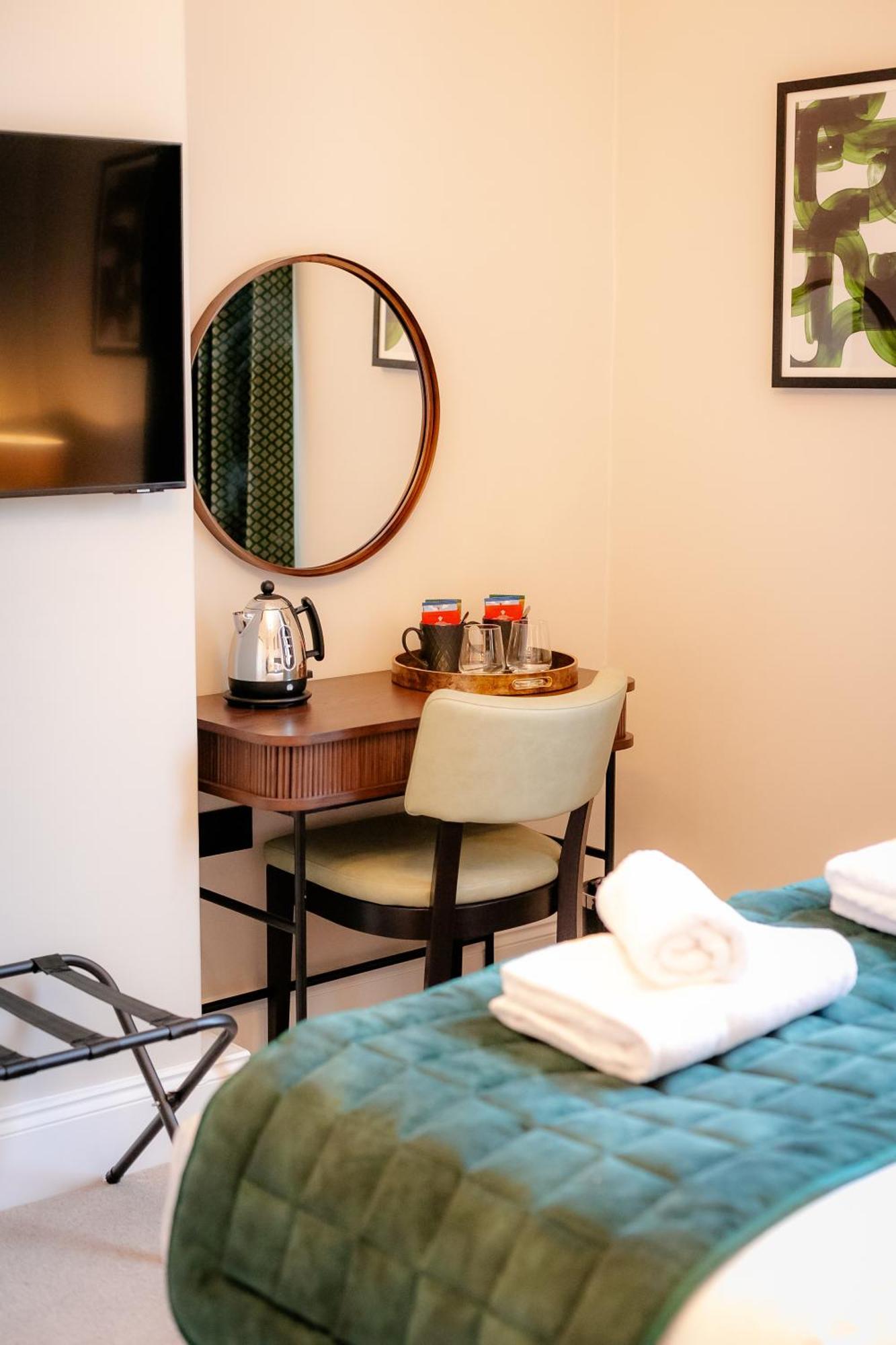 Double Suite