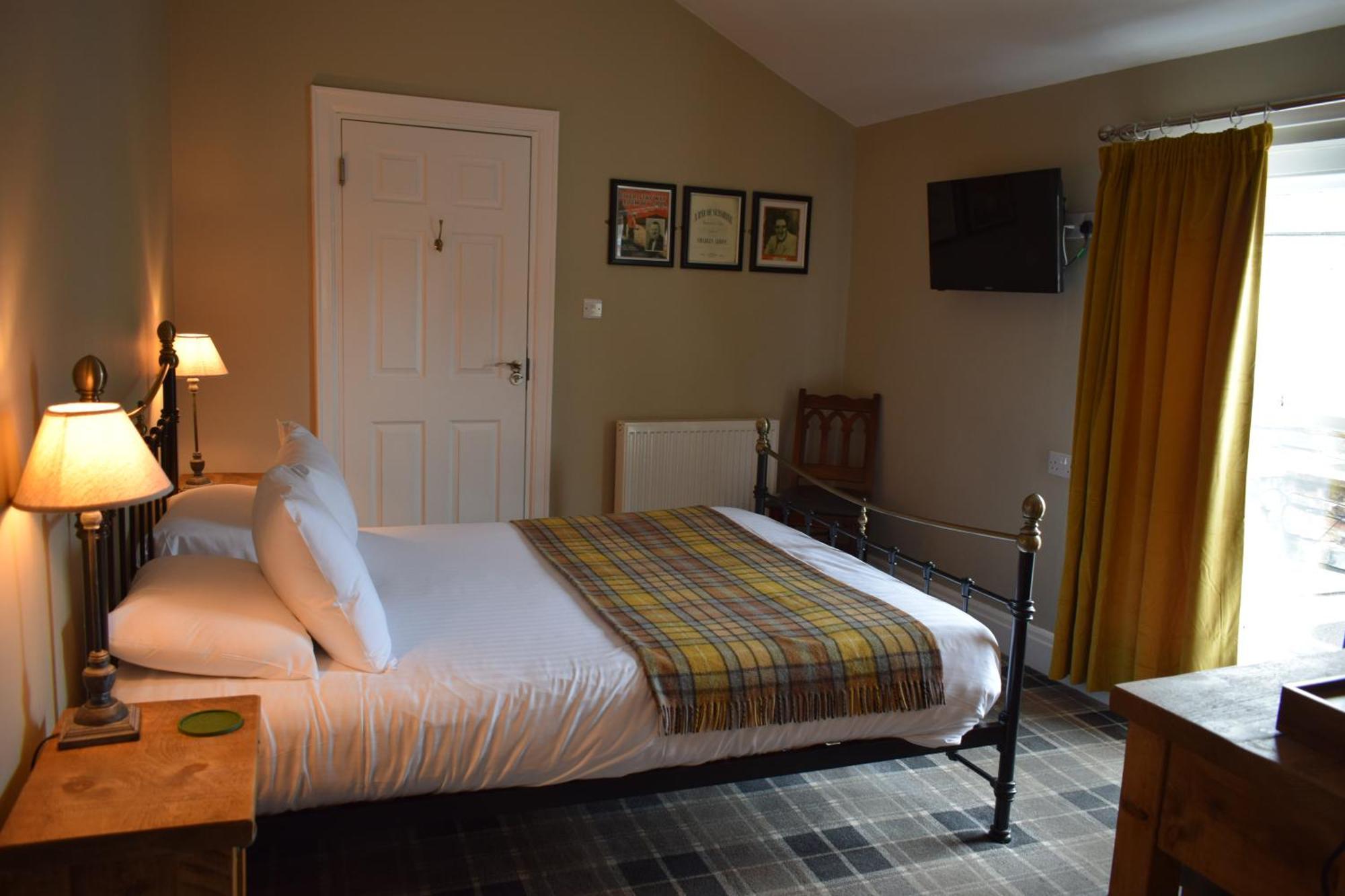 Large Double Room