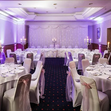Mercure York Fairfield Manor Hotel-3
